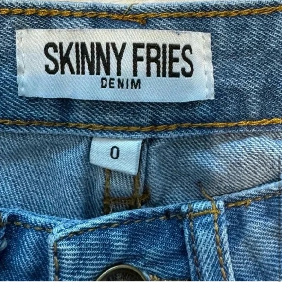 Skinny Fries Super High Rise Wide
Leg Jeans Size 0 - Picture 11 of 11